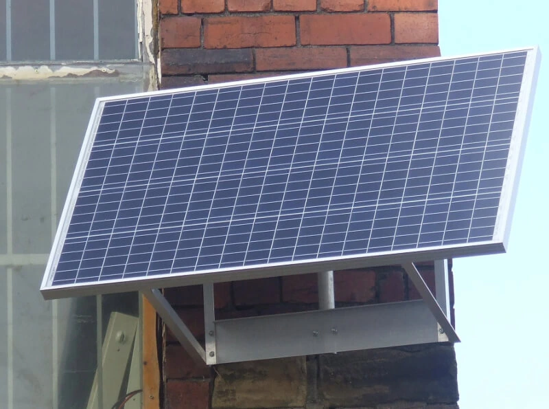 cricket-solar-power-front